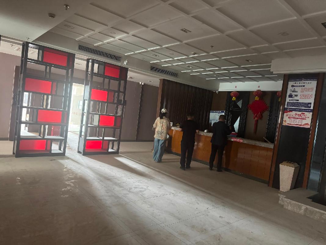 喀什汇通辉煌商贸有限责任公司租赁位于喀什市帕依纳普路79号（金泰大厦）1栋4层房产(三次挂牌)