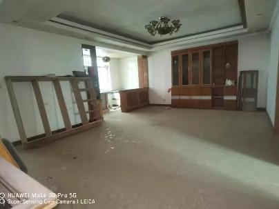 崇左市扶绥县新宁镇南密路商业步行街（一期）1#楼J21号转让公告