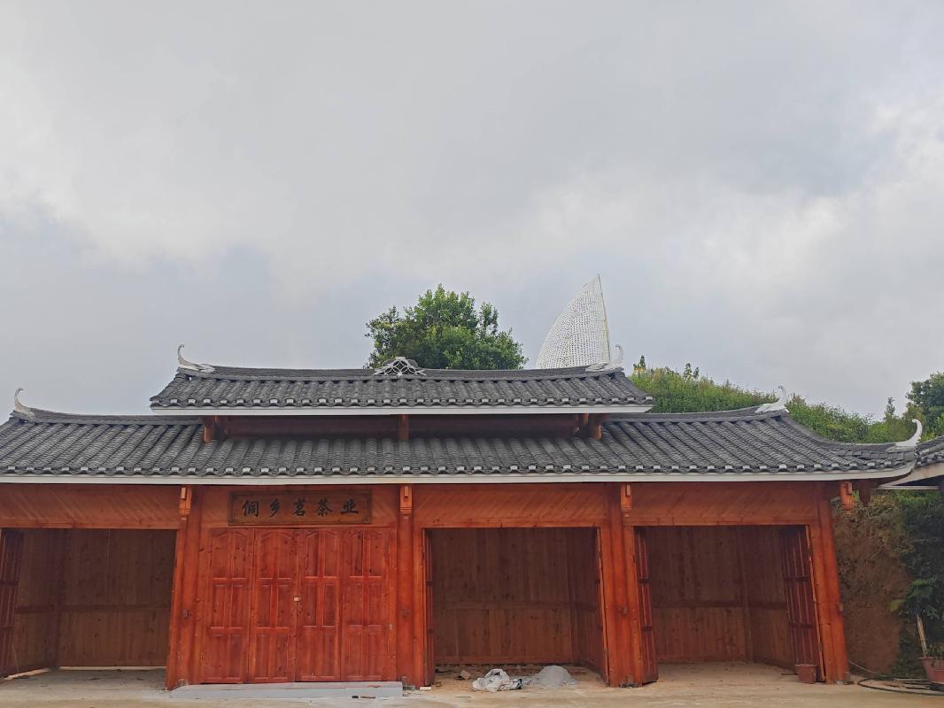 柳州市三江侗族自治县八江镇布央村仙人山半坡萌芽接驳站五号门面招租项目