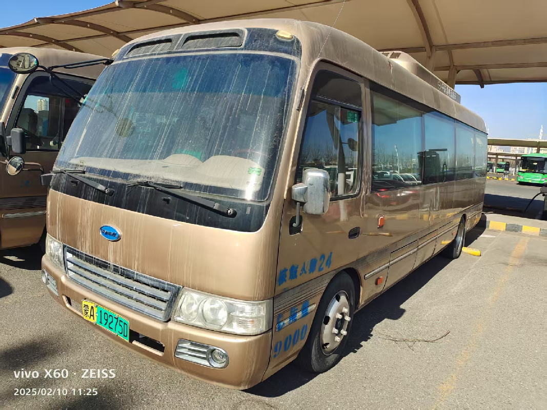 （蒙A19275D）开沃牌NJL6806EVI大型普通客车（呼市公交公司）(国资监测编号GR2025NM1007070-3)