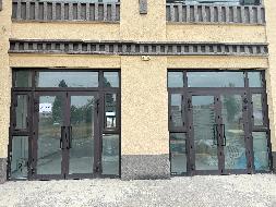 新源县鑫通集团公司位于新源县环城东路停车场商业楼一层南栋5号商铺约150㎡对外招租，租期五年