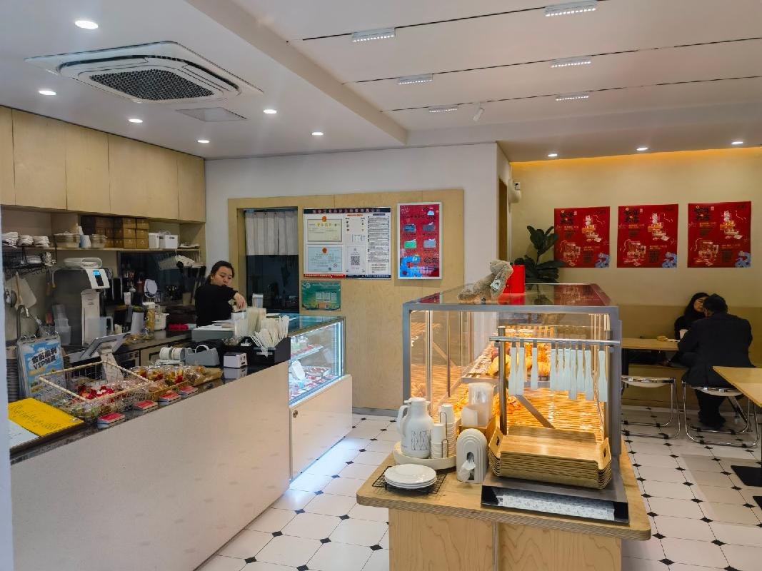 江苏省畜牧总站位于南京市鼓楼区汉口西路180号1层及负1层房产公开招租(国资监测编号GR2025JS1006216-2)
