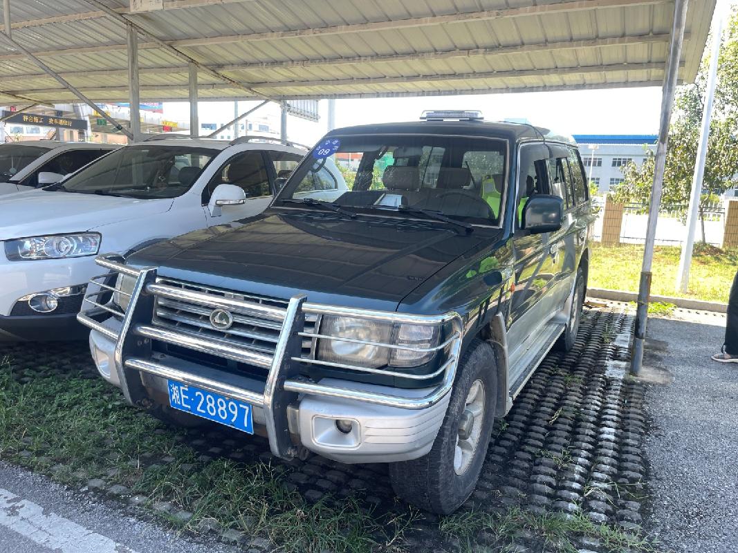 湘E28897猎豹牌CFA6470LA小型普通客车