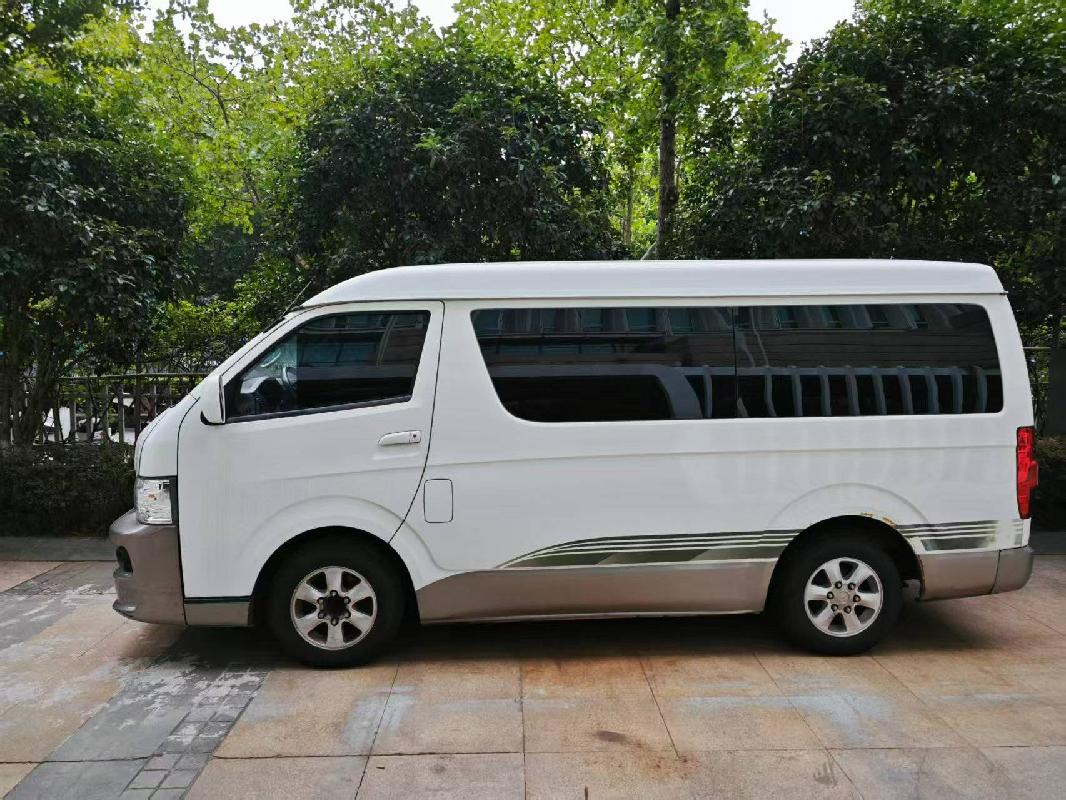 一辆金杯牌小型客车（苏AK93H8 ）公开转让(国资监测编号GR2025JS1006273)