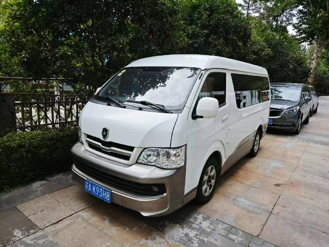 一辆金杯牌小型客车（苏AK93H8 ）公开转让(国资监测编号GR2025JS1006273)