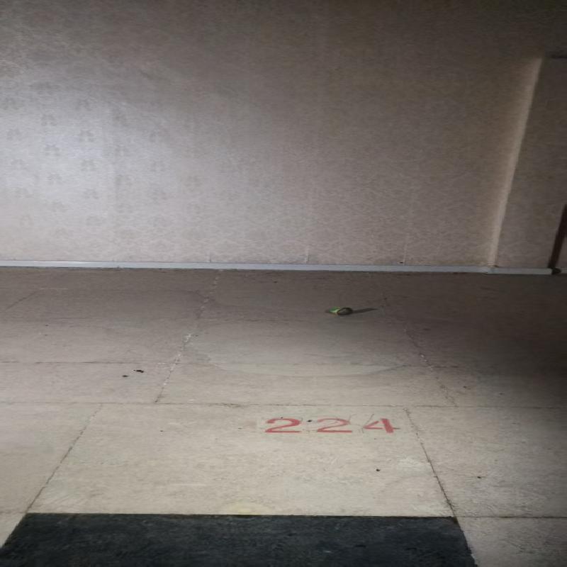 乌兰察布市察哈尔右翼前旗现代物流园区内平运路东侧、经贸北路北侧集宁现代国际商贸城A2-2-商业-224公开转让