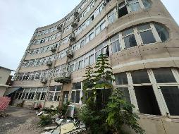 芜湖市镜湖区九华山路288号1至5幢房产及其土地使用权转让公告(国资监测编号GR2025AH2002549)