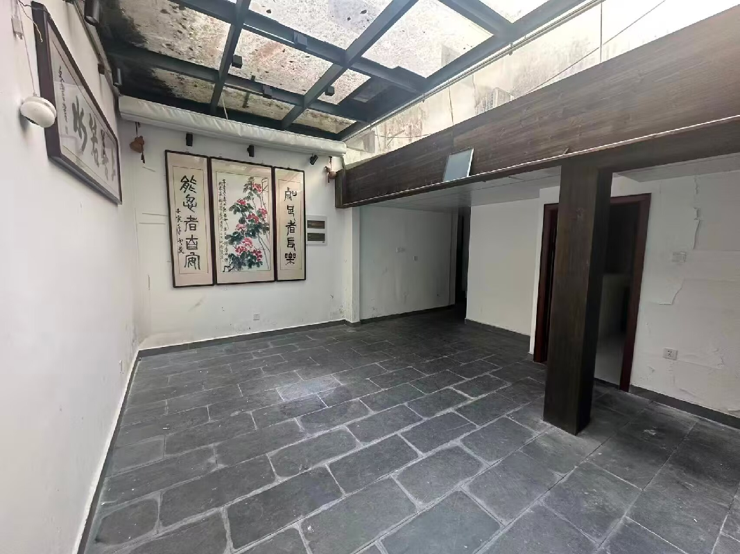 黄山市屯溪区新安江延伸段湖边古村落L4幢商业用房出租公告(国资监测编号GR2025AH2002566)