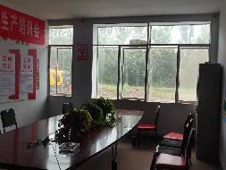 乌兰察布市凉城县鸿茅镇规三路西侧、宣德街北侧一处土地使用权和地上构筑物公开转让（凉城县人民政府国有资产监督管理委员会）(国资监测编号GR2025NM1007221)