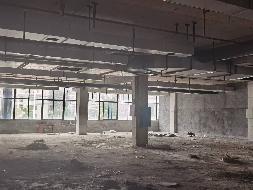 龙山县民安街道办事处龙凤路湖湘商贸小区（湖湘商贸3栋）第3层整层约4439.57平方米物业招租(国资监测编号GR2025HN1002295)