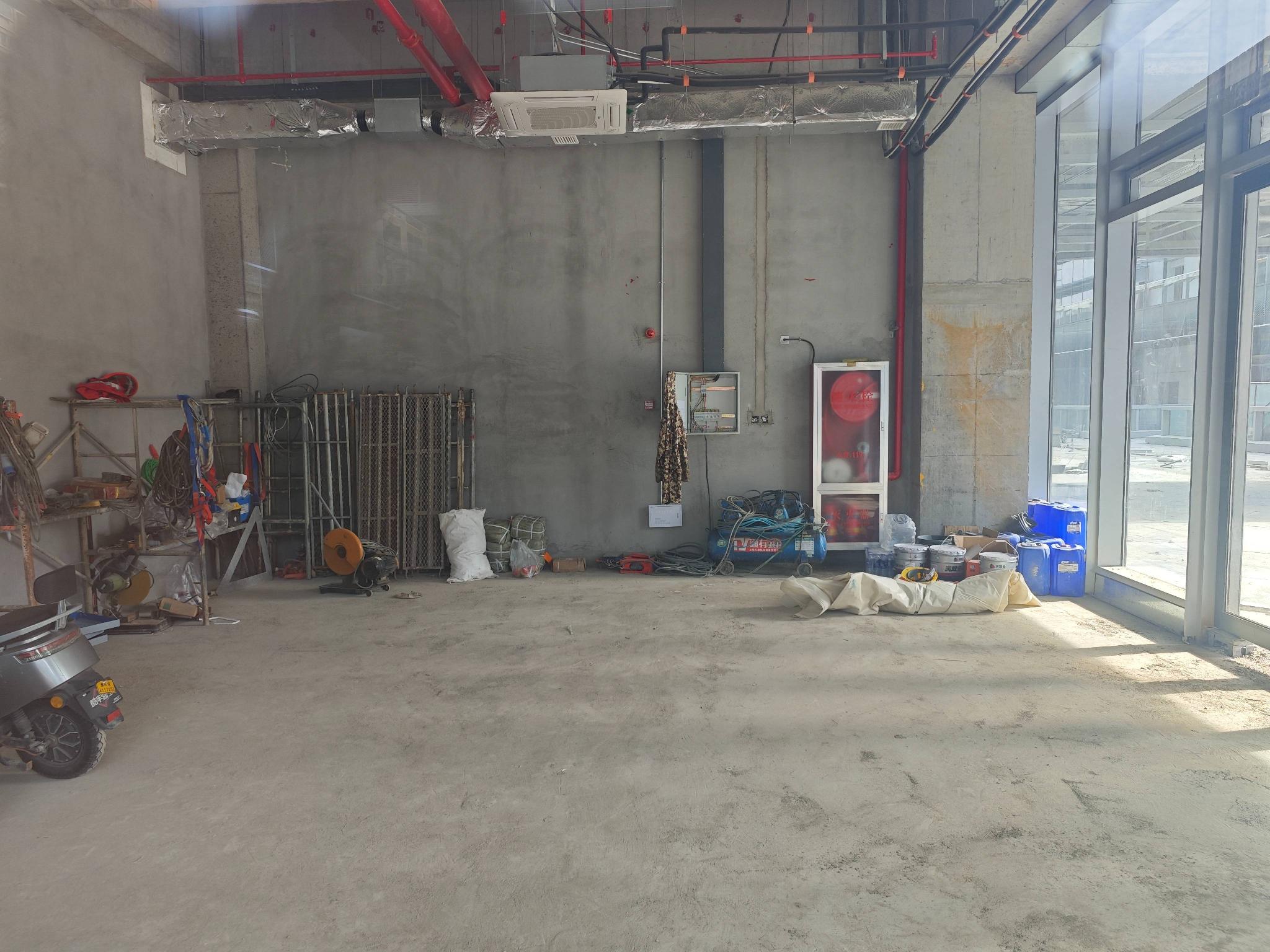 淮安市金融中心D区20-231/232号商铺招租公告