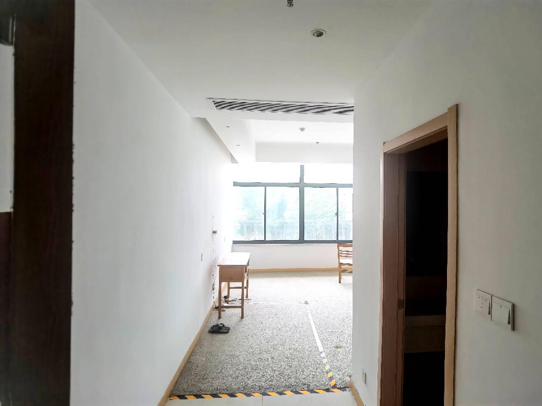 江苏医药职业学院位于东园1号楼的房屋公开招租(国资监测编号GR2025JS1006637)