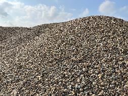 海南省南渡江（澄迈县瑞溪村段）河道疏浚工程项目码头约10000m³疏浚物（鹅卵石）分别再次转让