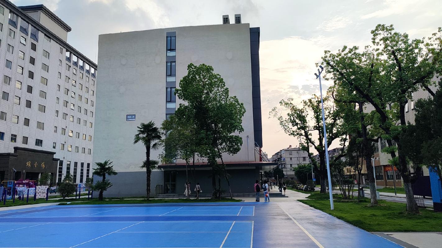 南京市鼓楼区北圩路77号南京审计大学莫愁校区食堂外卖订餐及配送服务场地公开招租(国资监测编号GR2025JS1006651)