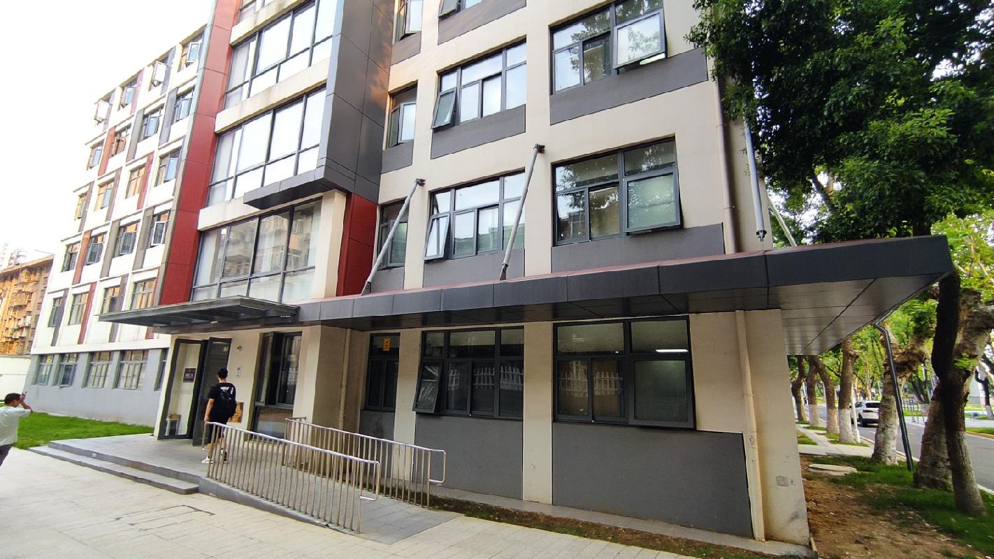南京市鼓楼区北圩路77号南京审计大学莫愁校区食堂外卖订餐及配送服务场地公开招租(国资监测编号GR2025JS1006651)