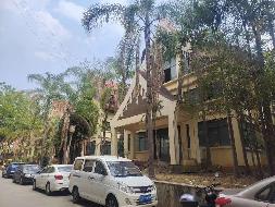 景洪市庄幕路5号会展小区房产一批