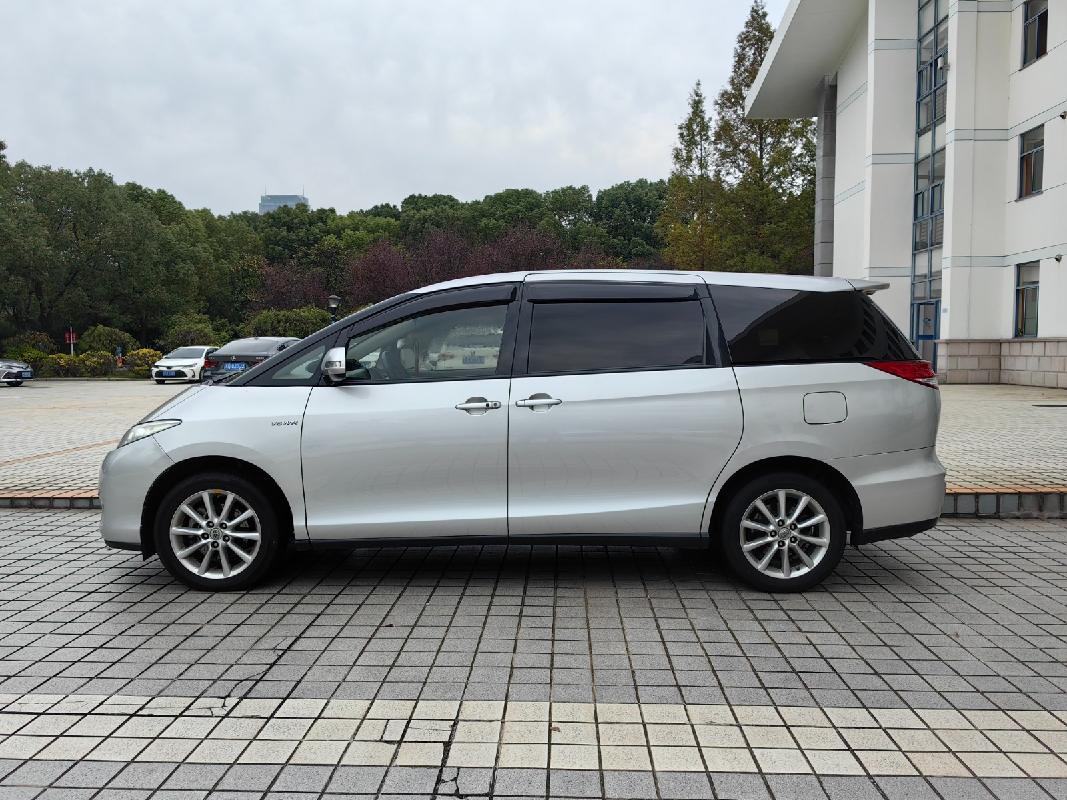 一辆丰田牌汽车（苏DCX920）公开转让(国资监测编号GR2025JS1006743)