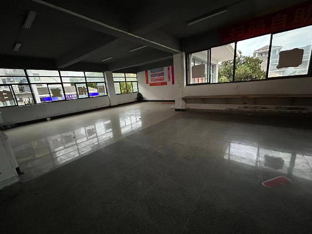 南京邮电大学通达学院位于扬州市邗江区润扬南路33号后勤楼二楼西侧房屋（原文印店）公开招租(再次挂牌)(国资监测编号GR2025JS1006742-2)