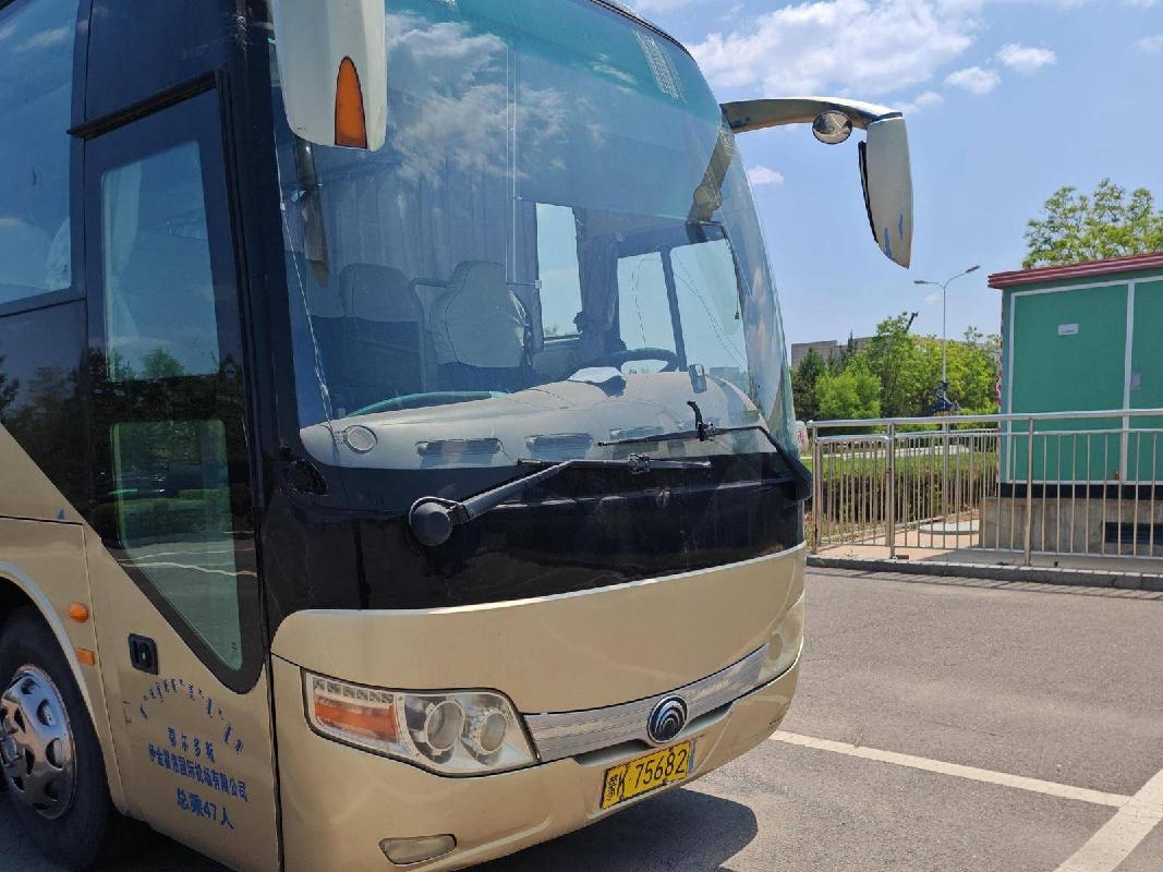 6台大型普通客车分别转让（鄂尔多斯空港运输有限公司）