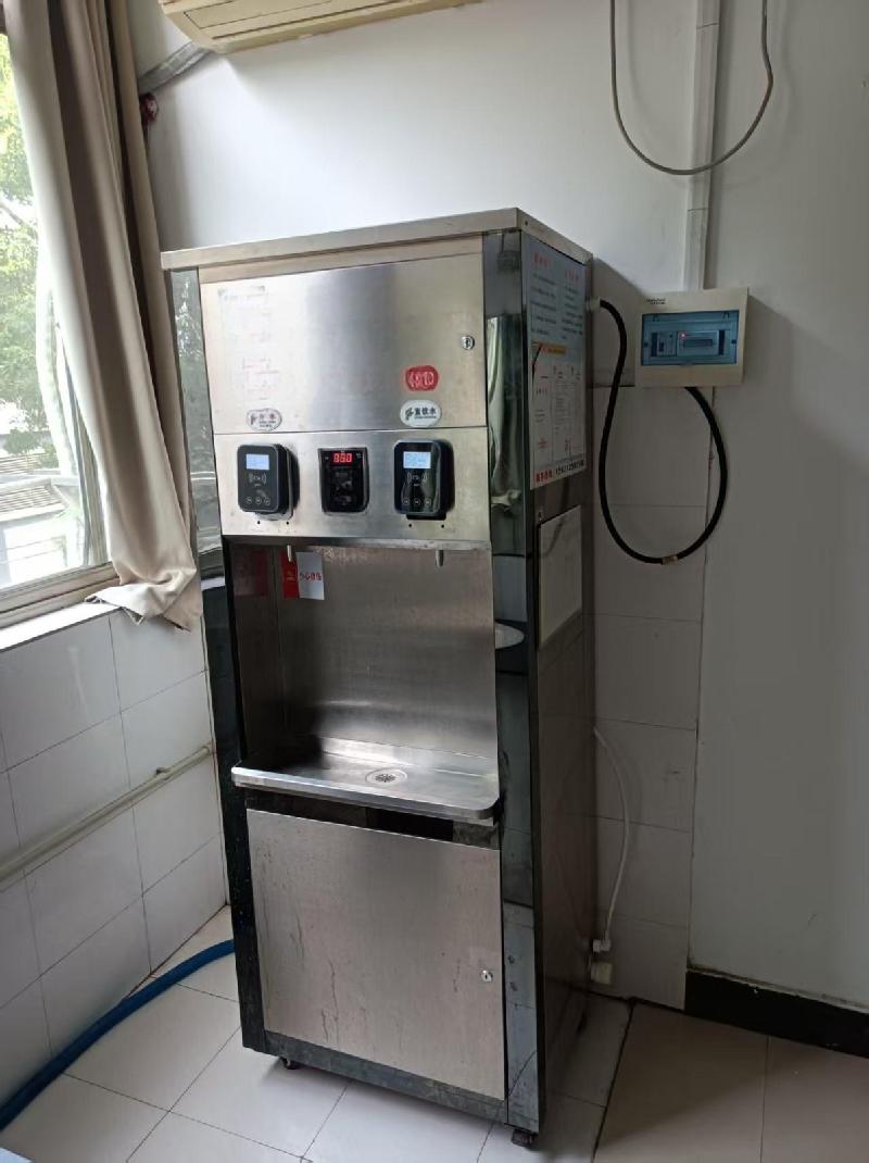 扬州工业职业技术学院位于校园内的直饮水服务场地公开招租(国资监测编号GR2025JS1006820)
