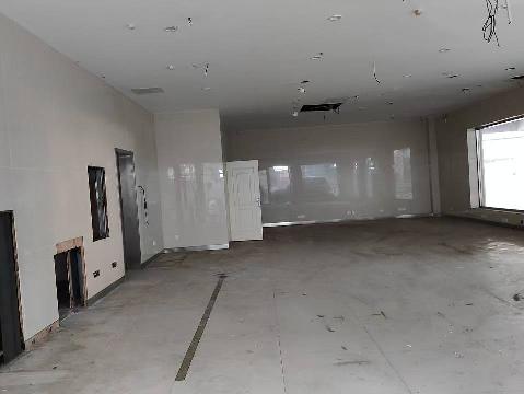 公园路40号招租公告