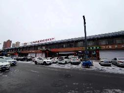 内蒙古呼和浩特市玉泉区锦华小区综合楼商业楼