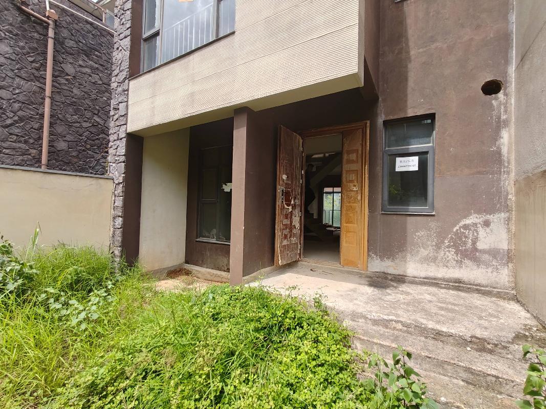 大理市太和街道苍海一墅小区H8组团1-1号商业（酒店套房）用房租赁(三次挂牌)(国资监测编号GR2025YN1001358-3)