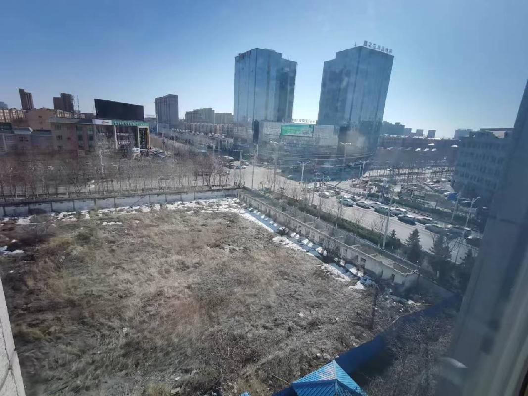 新疆水发智慧服务有限公司伊宁市分公司位于伊宁市山东路与北京路交汇处约5278.68㎡土地对外招租