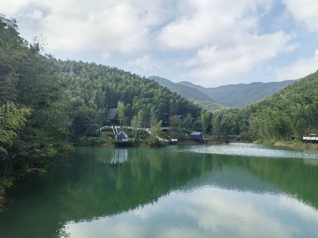 无为市昆山镇双河行政村瓦屋自然村竹溪里民宿及附属设施经营权出租公告(国资监测编号GR2025AH2002764)