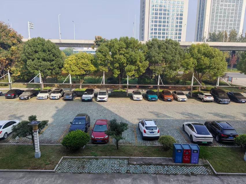 淮安综合保税区办公大楼西北角停车场对外公开招租招租公告
