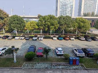 淮安综合保税区办公大楼西北角停车场对外公开招租招租公告