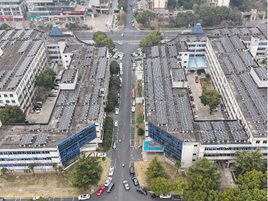 创新科技楼北区B2座305、415室招租公告