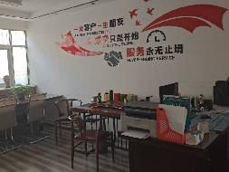 伊犁州公安局位于伊宁市斯大林街6巷3号家属楼1号商铺约44.20㎡对外招租，租期三年