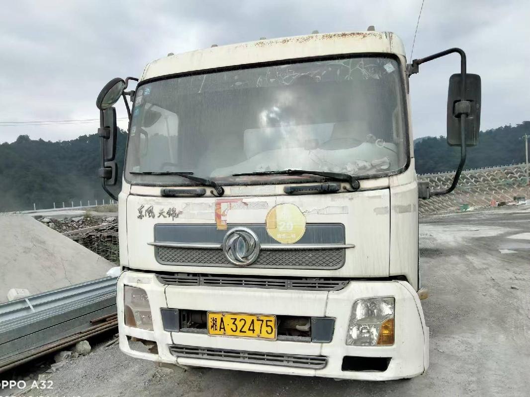 废旧洒水车一台 （湘A32475，预估总重量约7.3吨）