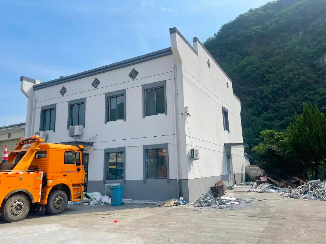 石台县横渡镇金钱山路（新汽车站）约464.74平方米办公用房出租公告(国资监测编号GR2025AH2002843)