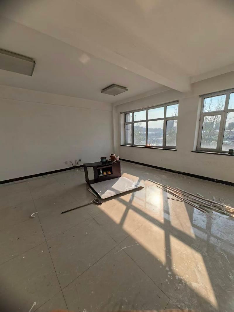 辽宁省营口市鲅鱼圈区疏港路北侧通粮营口鲅鱼圈粮食储备中转库有限公司院内3处房产独立出租（年租金及租期详见下述表格）