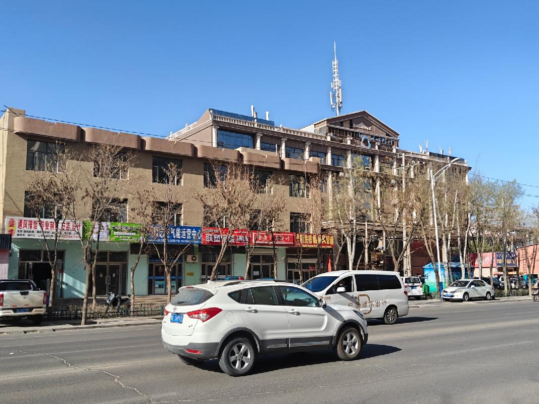 巴彦淖尔市临河区解放办解放西街北侧抵债资产（原和泰卢福宫3号资产）(二次挂牌)