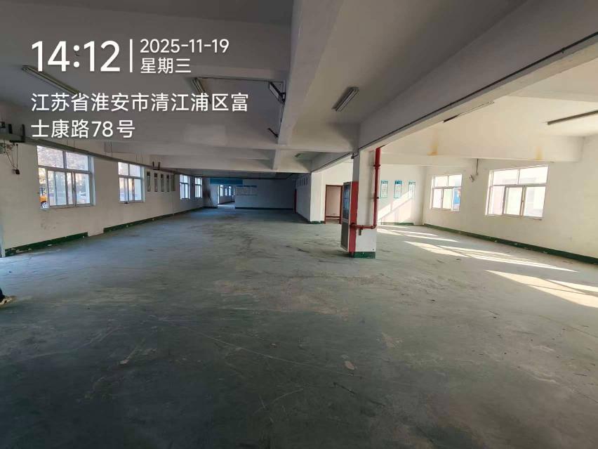淮安市经济技术开发区富士康路65号淮融创业园1楼办公楼兼厂房734平招租