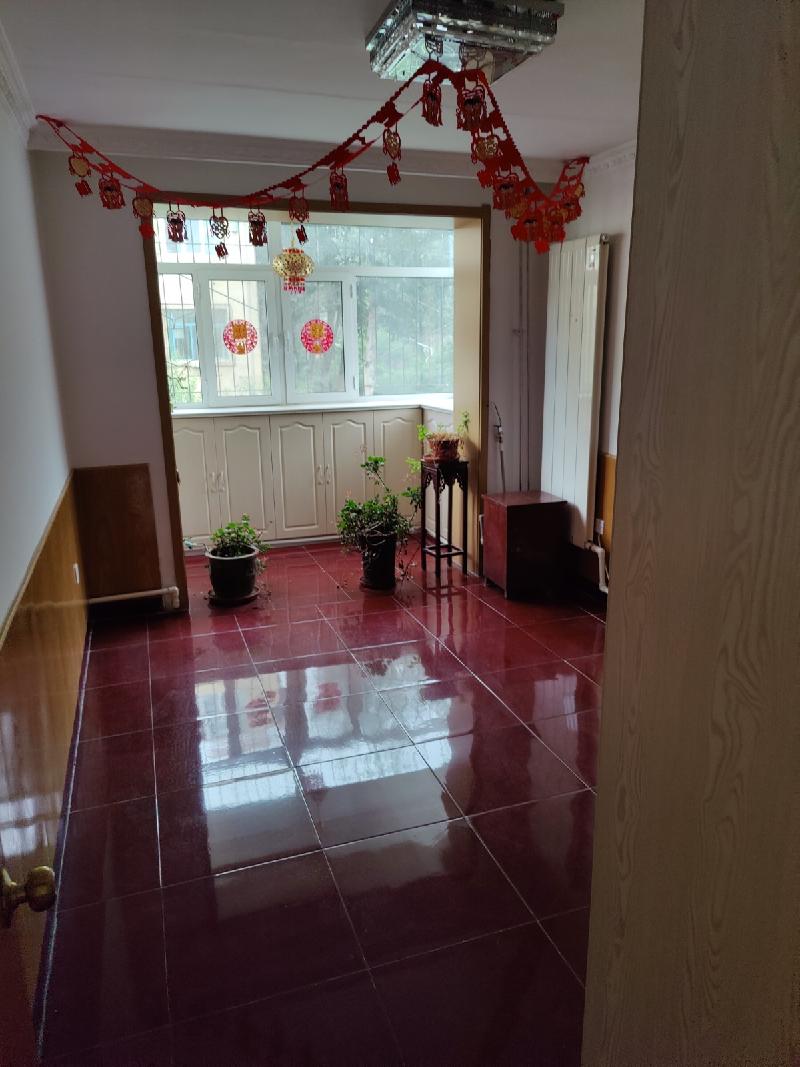 包头市九原区沙河镇黄金小区1栋4单元3层西户资产转让项目(二次挂牌)