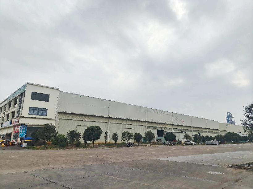 广西柳州市鹿寨飞鹿大道501号桂中建筑装饰材料物流城B区仓储6(按现状拍卖)转让公告