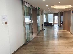 昆明市滇高商务大楼第35层及成都市武侯区亚太广场11楼ABC号房租赁