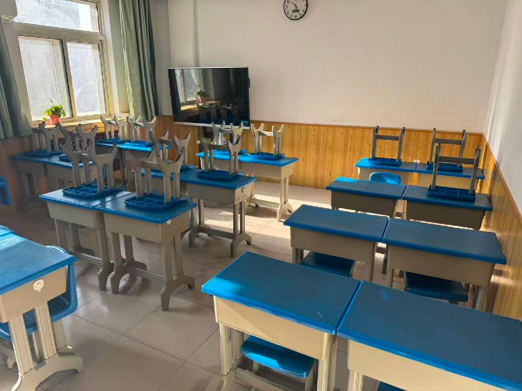 内蒙古包头市昆都仑区友谊十九小区内综合体育馆一跨二楼东南侧办公室（82250元/年（含增值税），5年，内蒙古铁花文化产业投资有限责任公司）(国资监测编号GR2025NM1007491)