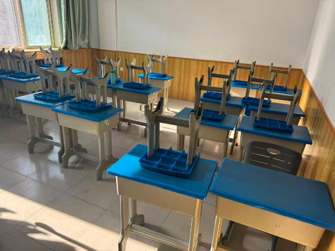 内蒙古包头市昆都仑区友谊十九小区内综合体育馆一跨二楼东南侧办公室（82250元/年（含增值税），5年，内蒙古铁花文化产业投资有限责任公司）(国资监测编号GR2025NM1007491)