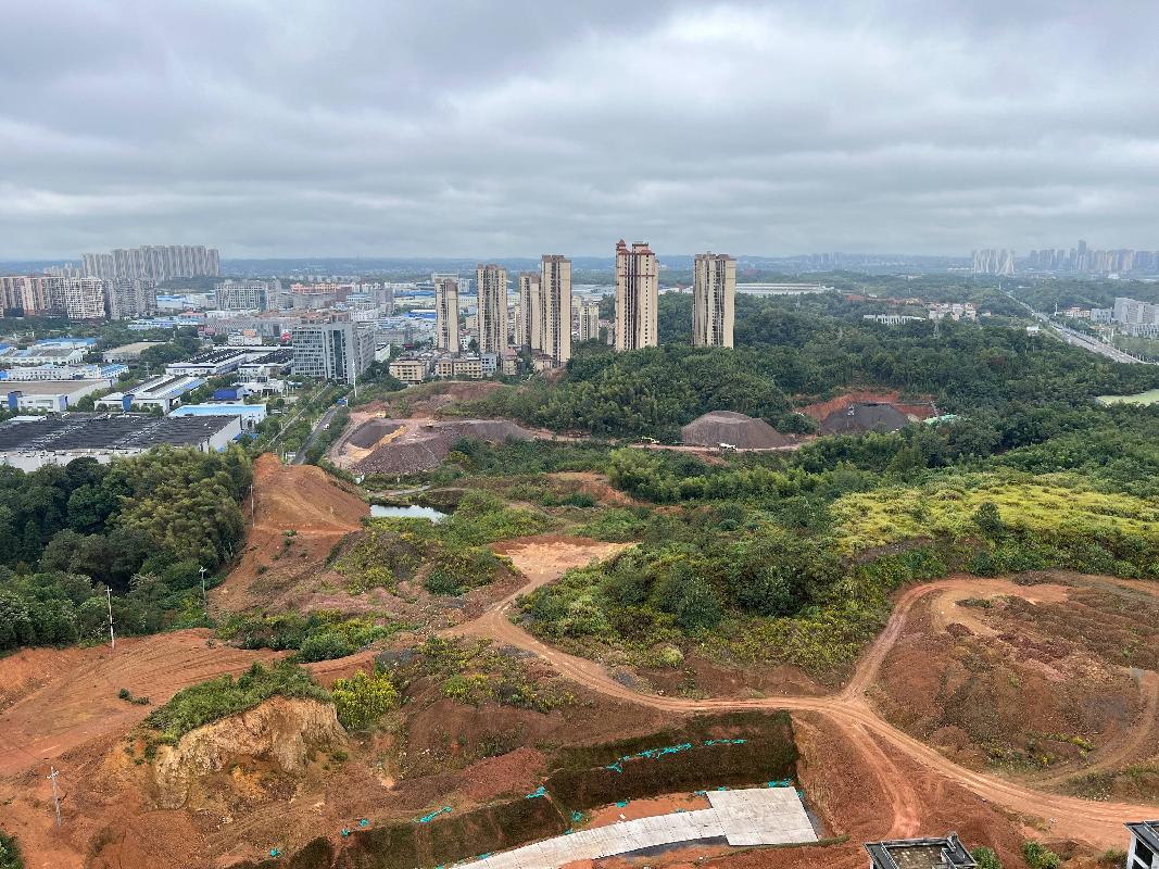 位于株洲市芦淞区枫溪街道办事处坚固村的一宗75035.8平方米国有出让建设用地 使用权[不动产权证书号湘（2018）株洲市不动产权第0049711号]