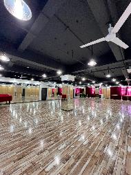 呼和浩特市新城区青城巷综合服务中心楼四楼及六楼部分区域招租（年租金底价141717.00元，租期1-3年）二中心