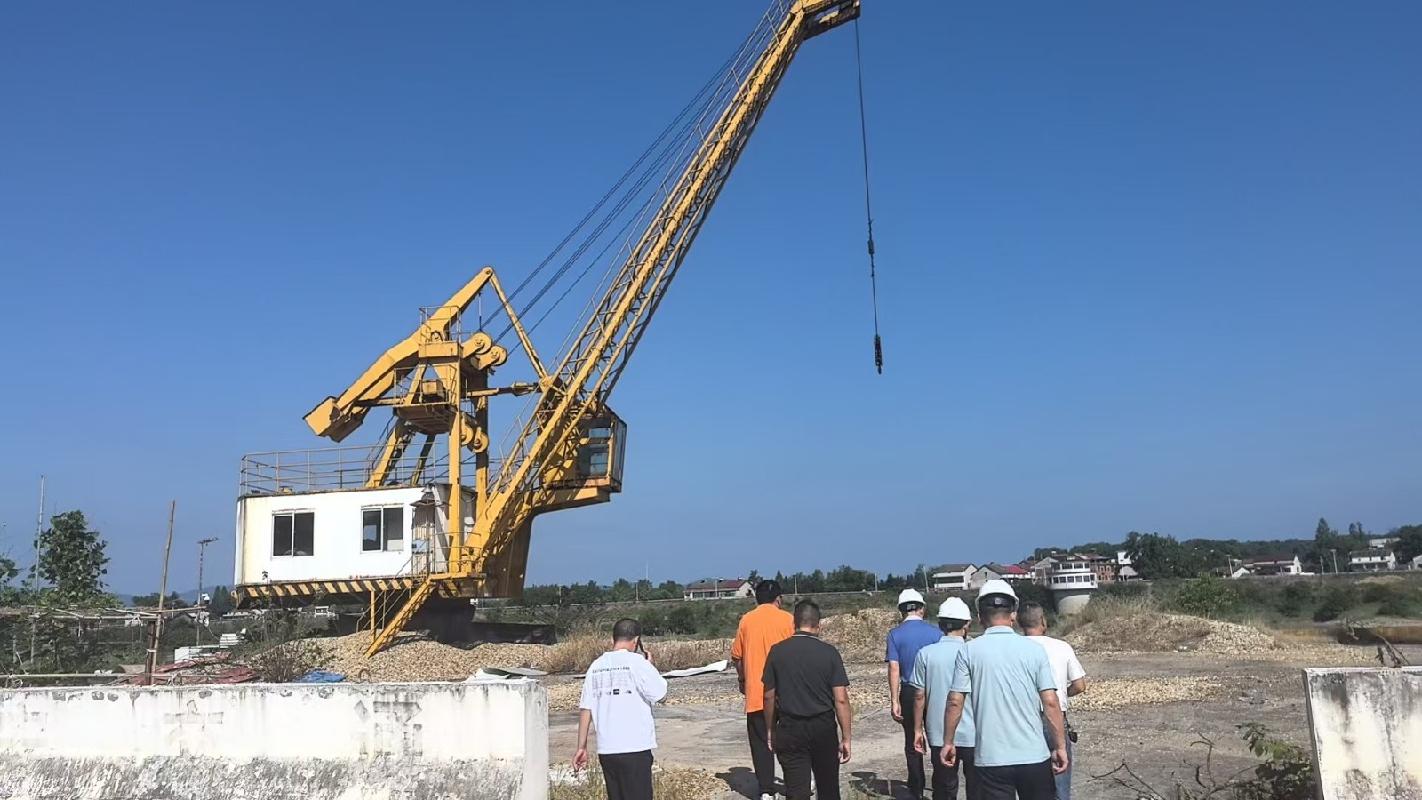 湖南省城陵矶港口集团有限公司2台固定式回旋式起重机（第7次挂牌）(国资监测编号GR2025HN1003226-6)