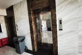 内蒙古自治区通辽市科尔沁区明仁办事处粮食大厦12层办公楼整体出租（年租金146208元，租期1年）(国资监测编号GR2025NM1007661-3)