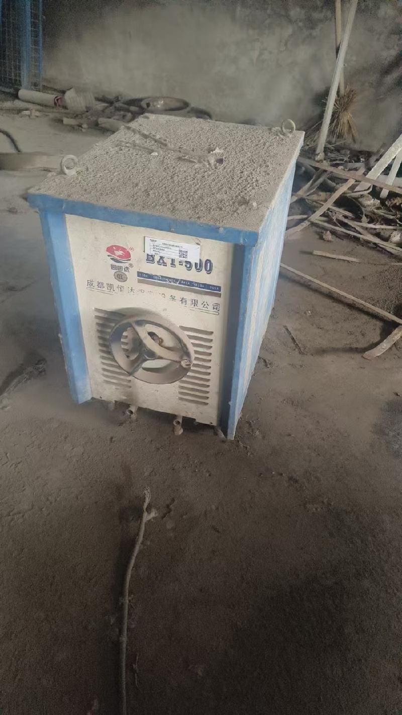 叉车、电焊机等报废设备转让（包钢西北创业建设有限公司）(国资监测编号GR2025NM1007682)