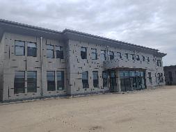 察哈尔右翼前旗屠宰冷链加工厂涉及的地上建筑物、构筑物及其他附属设施公开转让（乌兰察布市苏集银盾国际物流有限责任公司）	(国资监测编号GR2025NM1008323)