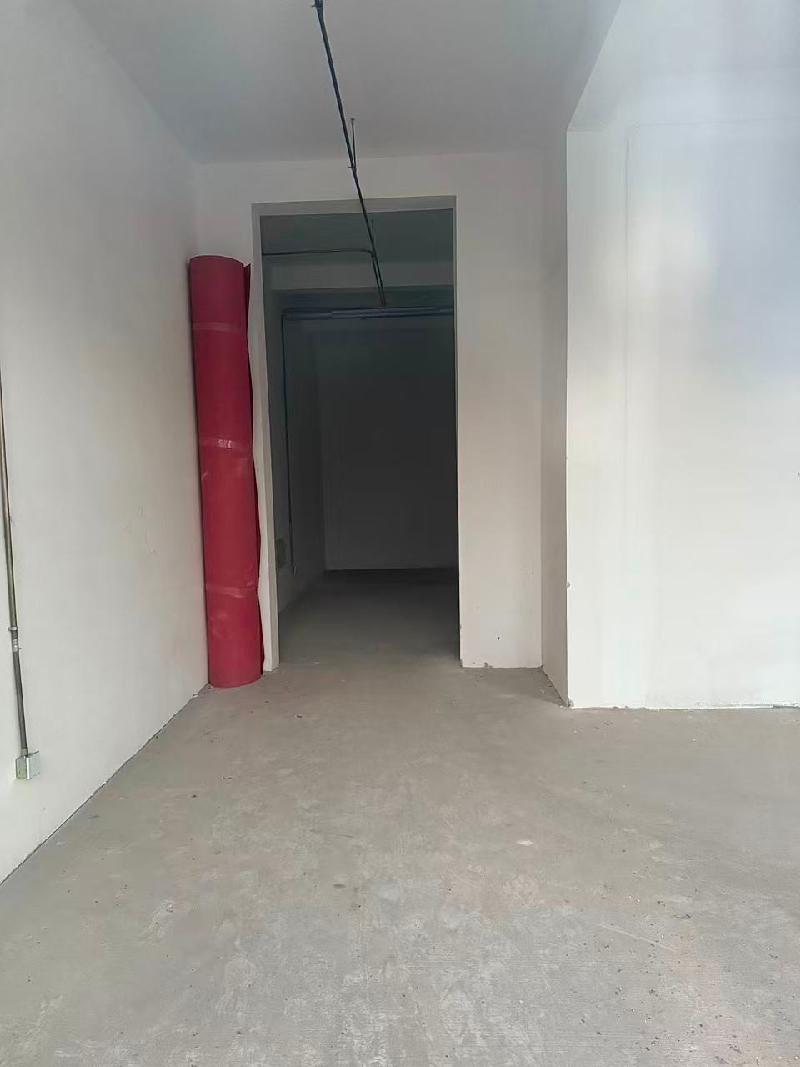 呼和浩特市新城区中交·上东国际商业二期1#底商1-103双层转让询价项目